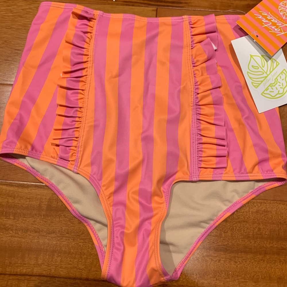 SOLD Kortni jeane small pink and orange stripe HTF